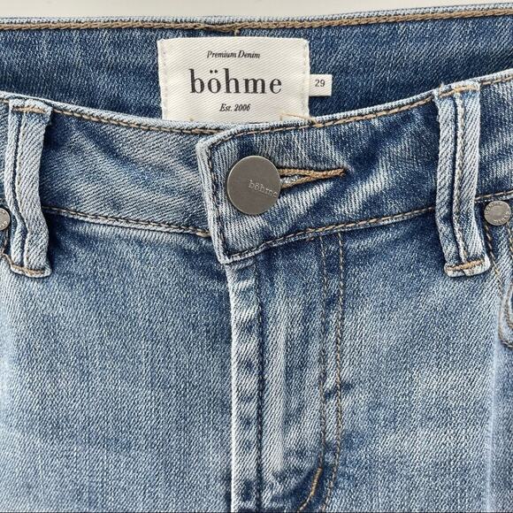 Bohme Premium Denim High Waisted Light Wash Straight Leg Distressed Jean Size 29 - Picture 3 of 9